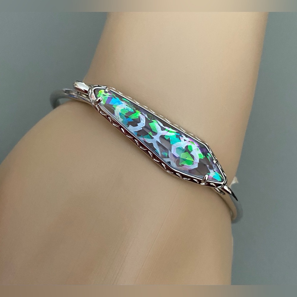 Kendra Scott GORGEOUS Iridescent Opal Teardrop Silver Bangle Bracelet